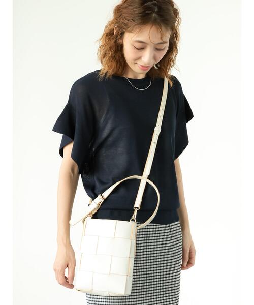 Lugnoncure（ルノンキュール）の「フレアスリーブニット（ニット/セーター・レディース・オフホワイト/ネイビー・F）」の9枚目の写真