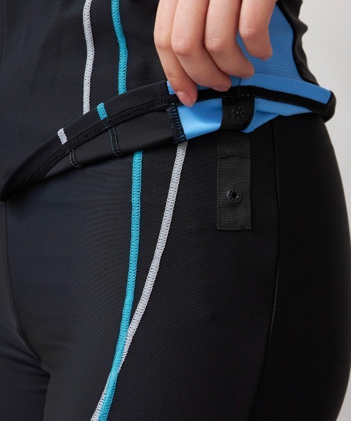 FILA（フィラ）の「フルジップセパレート フィットネス水着(半袖タイプ)（水着・レディース・ミント/ベビーピンク/ターコイズブルー系/ブラック×グレー・MEDIUM/LARGE/X-LARGE/XX-LARGE/XXX-LARGE/XXXX-LARGE/SMALL）」の10枚目の写真