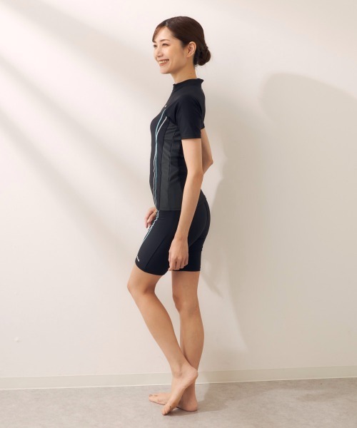 セパレート型フィットネス水着 (半袖タイプ)（水着）｜FILA