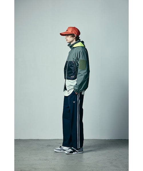 WHIZLIMITED（ウィズリミテッド）の「NAME CAP（キャップ・メンズ・グレー/ブラック/ピンク・FREE）」の11枚目の写真