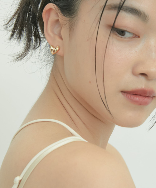 VIS（ビス）の「ハートイヤリング（イヤリング・レディース・シルバー/ゴールド・FREE）」の3枚目の写真