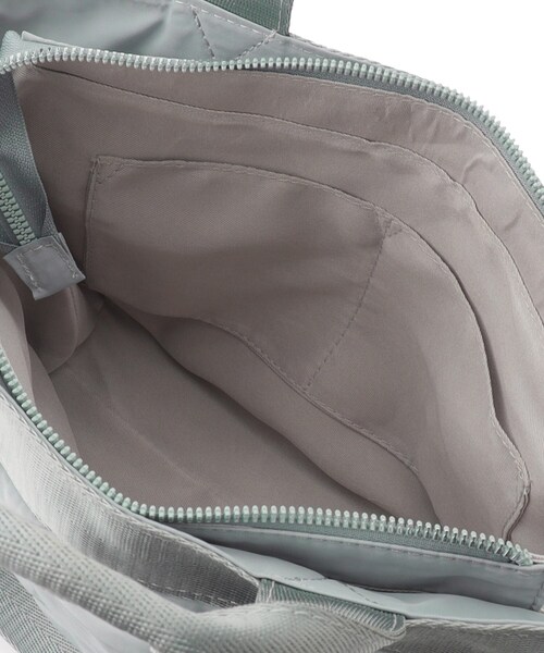 OPAQUE.CLIP（オペークドットクリップ）の「◆【2WAY】トライアングルミドルトートバッグ（トートバッグ・レディース・ベージュ/チャコールグレー/ブラック/グレー系4・00）」の9枚目の写真