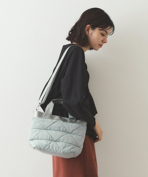 OPAQUE.CLIP（オペークドットクリップ）の「◆【2WAY】トライアングルミドルトートバッグ（トートバッグ・レディース・ベージュ/チャコールグレー/ブラック/グレー系4・00）」の18枚目の写真