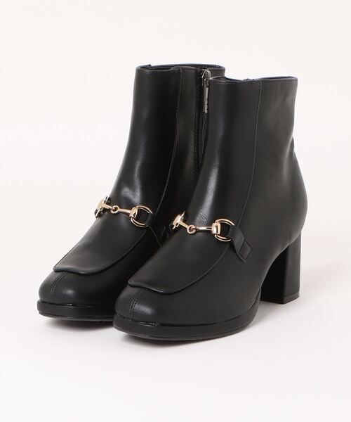 a.v.v(アーヴェヴェ)の「a.v.v / ビット付き モカ ショートブーツ(ブーツ・レディース・ブラック/ホワイト/ダークブラウン・S/M/L/LL)」の3枚目の写真