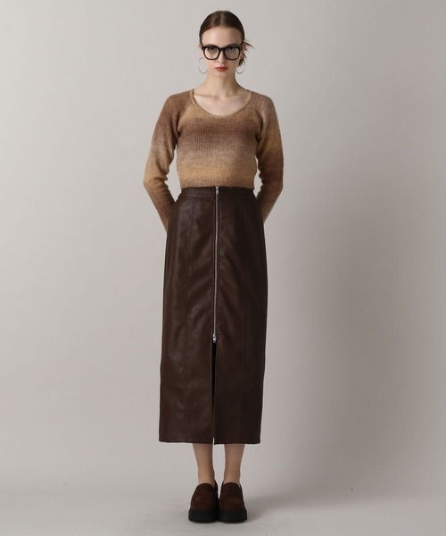 FOREVER 21（フォーエバー トゥエンティーワン）の「【2024FW】グラデクロップドニット（ニット/セーター・レディース・ブラック/ベージュ・FREE）」の3枚目の写真