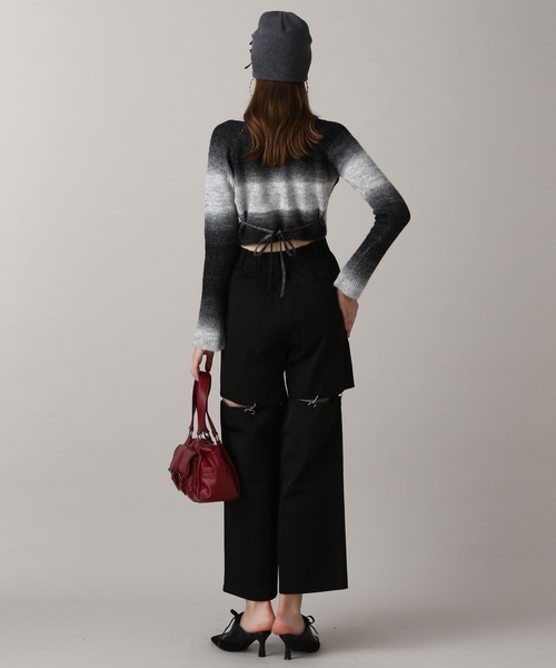 FOREVER 21（フォーエバー トゥエンティーワン）の「【2024FW】グラデクロップドニット（ニット/セーター・レディース・ブラック/ベージュ・FREE）」の9枚目の写真