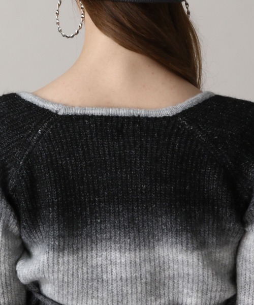 FOREVER 21（フォーエバー トゥエンティーワン）の「【2024FW】グラデクロップドニット（ニット/セーター・レディース・ブラック/ベージュ・FREE）」の15枚目の写真