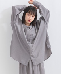 バックシャーリングシャツ