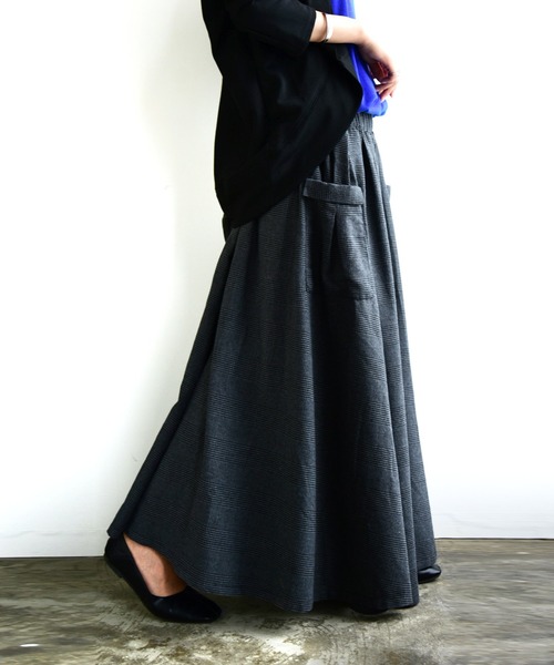 and it_（アンドイット）の「ネルチェック立体ポケットスカート（スカート・レディース・ブルー/ブラック/ブラウン・M-L）」の11枚目の写真