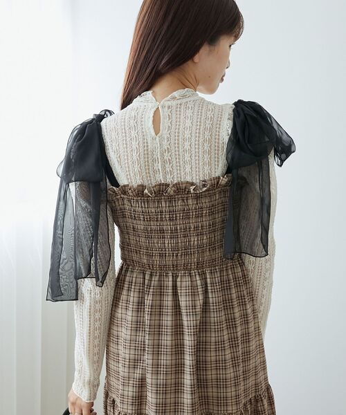 MAJESTIC LEGON(マジェスティックレゴン)の「パワショルレース長袖トップス(Tシャツ/カットソー・レディース・オフホワイト/ブラック/アイボリー・MEDIUM)」の17枚目の写真