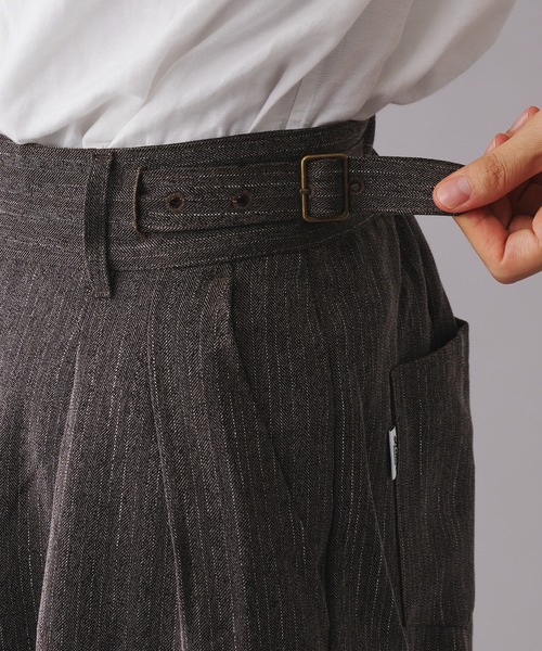 Adoon plain（アドーンプレーン）の「STRIPE WIDE GURKHA PANTS / ストライプワイドグルカパンツ（その他パンツ・メンズ・ブラウン/チャコールグレー・MEDIUM/LARGE）」の13枚目の写真