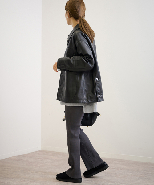 FRAMeWORK（フレームワーク）の「CCU SHEEP LEATHER カバーオール（カバーオール・レディース・ブラック・FREE）」の3枚目の写真