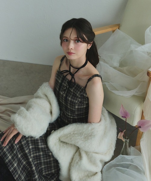 fupel(フぺル)の「Multi-way check fur cami one piece / マルチウェイチェックファーキャミワンピース(ワンピース・レディース・ブラック/ブラウン系その他・FREE)」の7枚目の写真
