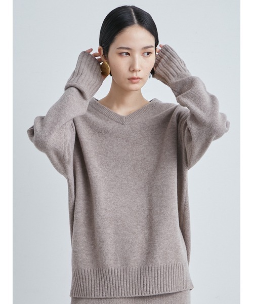 MIESROHE（ミースロエ）の「コンフォートWOOLVネックNT（ニット