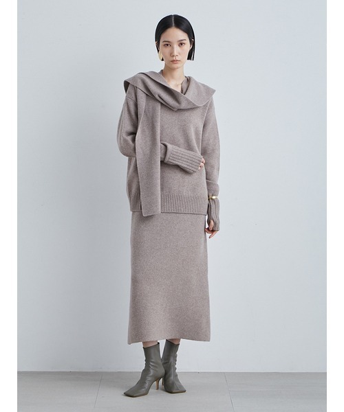 MIESROHE（ミースロエ）の「コンフォートWOOLVネックNT（ニット