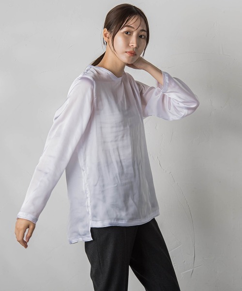 la.f…(ラエフ)の「【WEB&一部店舗限定】シアーサテンTブラウス(シャツ/ブラウス・レディース・ライトグレー/オフホワイト/ブラック・9号)」の4枚目の写真