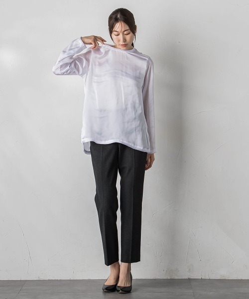 la.f…(ラエフ)の「【WEB&一部店舗限定】シアーサテンTブラウス(シャツ/ブラウス・レディース・ライトグレー/オフホワイト/ブラック・9号)」の8枚目の写真