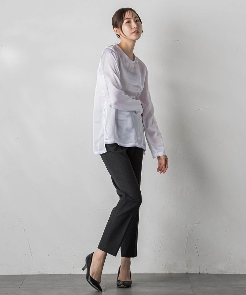 la.f…(ラエフ)の「【WEB&一部店舗限定】シアーサテンTブラウス(シャツ/ブラウス・レディース・ライトグレー/オフホワイト/ブラック・9号)」の10枚目の写真