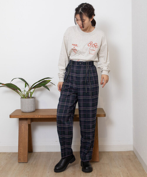 POU DOU DOU（プードゥドゥ）の「タータンチェックダブルリボンパンツ（その他パンツ・レディース・ダークブラウン/ネイビー・M）」の7枚目の写真