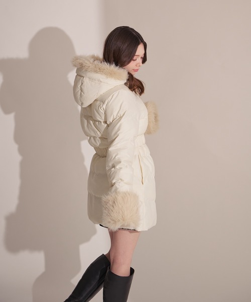 fupel（フぺル）の「Mid-length padded fur coat / ミドル丈中綿