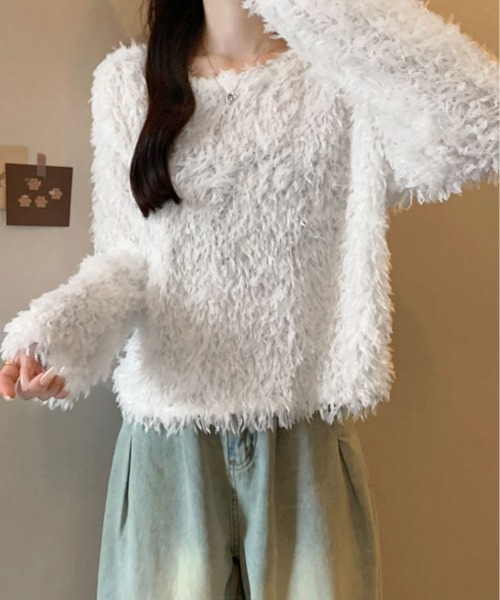 kirakiraShop(キラキラショップ)の「フェザー フリンジ ボリューム ニット トップス(ニット/セーター・レディース・ホワイト/ピンク/ブラック/ブルー・FREE)」の7枚目の写真