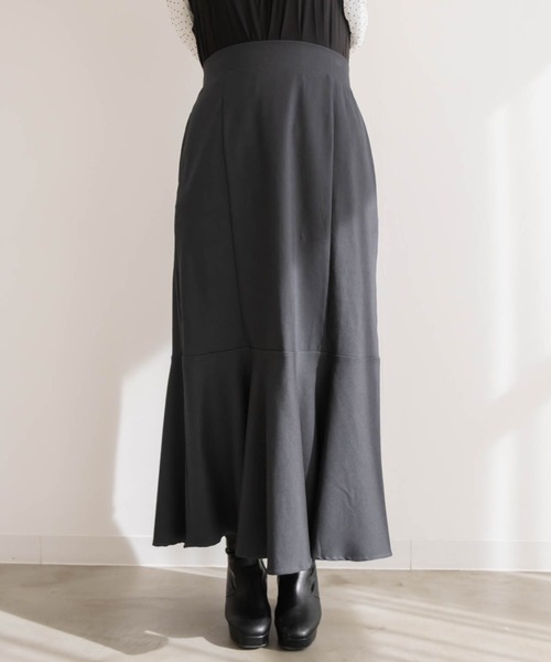 CLETTE(クレット)の「ストレッチマーメイドスカート(スカート・レディース・ブラック/チャコールグレー/アイボリー・LL/3L/4L)」の10枚目の写真