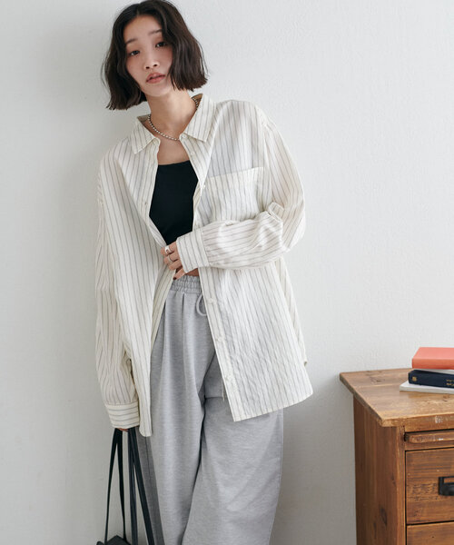 DISCOAT(ディスコート)の「【新色追加!/WEB限定】ダブルストライプシャツ(シャツ/ブラウス・レディース・サックスブルー/ピンク/オフホワイト/ミント/グレイッシュベージュ・MEDIUM)」の12枚目の写真