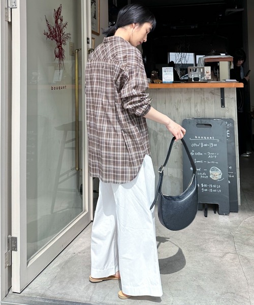 Doux archives（ドゥアルシーヴ）の「シアーチェックシャツ（シャツ/ブラウス・レディース・ブルー/ブラウン・38）」の7枚目の写真