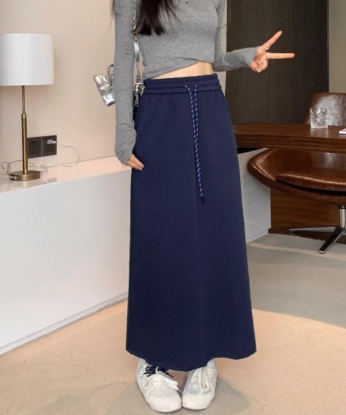 Miniministore(ミニミニストア)の「スウェットロングスカート バックスリット(スカート・レディース・ネイビー/ワインレッド/ブラック/グレー・FREE)」の3枚目の写真