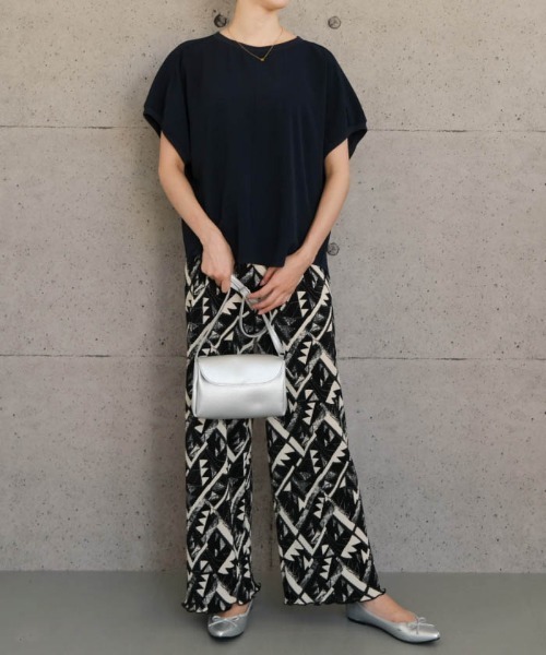 aquagarage（アクアガレージ）の「柄プリーツパンツ（その他パンツ・レディース・ブラウン系その他2/ブラック系その他2/ブルー系その他2/グレー系その他/ブラウン系その他/ブルー系その他3・M/L）」の10枚目の写真