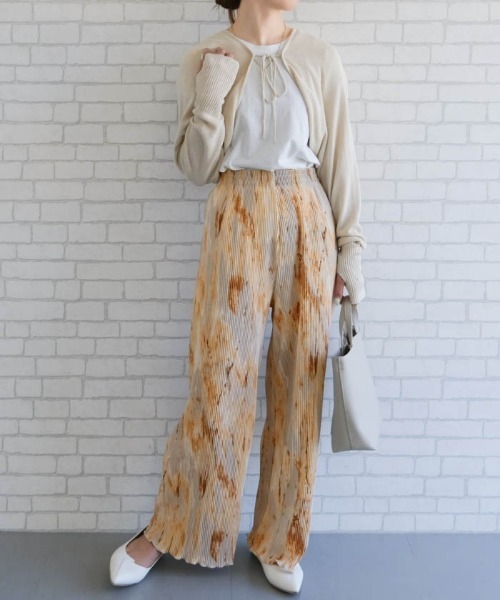aquagarage（アクアガレージ）の「柄プリーツパンツ（その他パンツ・レディース・ブラウン系その他2/ブラック系その他2/ブルー系その他2/グレー系その他/ブラウン系その他/ブルー系その他3・M/L）」の11枚目の写真