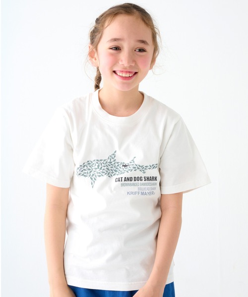 KRIFF MAYER Kid's Collection(クリフメイヤーキッズコレクション)の「【綿100%】楽LUCK-T(サメ)(Tシャツ/カットソー・キッズ・オレンジ/チャコール/オフホワイト/ネイビー・130/150/120/170/160/140)」の2枚目の写真
