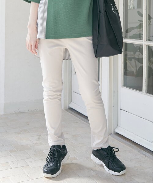 ikka（イッカ）の「GOKU楽パンツ スキニー（その他パンツ・レディース・コーラルピンク/ブラック/ネイビー/オフホワイト/ブルー・M/L/S）」の9枚目の写真