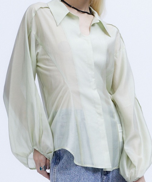THINGS THAT MATTER（シングス ザット マター）の「SHEER VOLUME SLEEVE SHIRT / シアーボリュームスリーブシャツ（シャツ/ブラウス・レディース・ライム/ラベンダー/ブラック・FREE）」の2枚目の写真