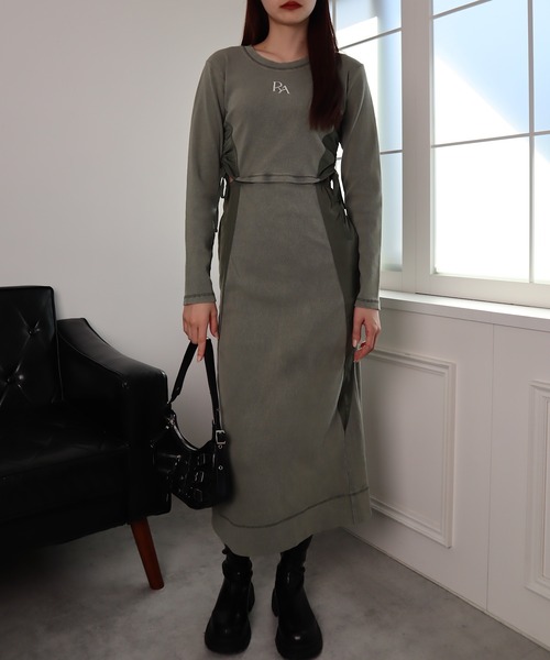 ROGER AND RAW（ロジャーアンドロウ）の「ナイロン切替ギャザーワンピース（ワンピース・レディース・グレー/カーキ/ブラック・FREE）」の3枚目の写真