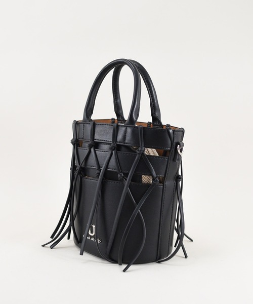 U（ユー）の「トレセ バスケットバッグ/ショルダー付き（ショルダーバッグ・レディース・レッド/ターコイズブルー/ブラック/アイボリー/ベージュ系その他/キャメル・FREE）」の18枚目の写真