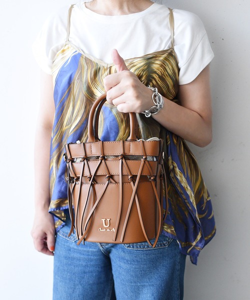 U（ユー）の「トレセ バスケットバッグ/ショルダー付き（ショルダーバッグ・レディース・レッド/ターコイズブルー/ブラック/アイボリー/ベージュ系その他/キャメル・FREE）」の7枚目の写真