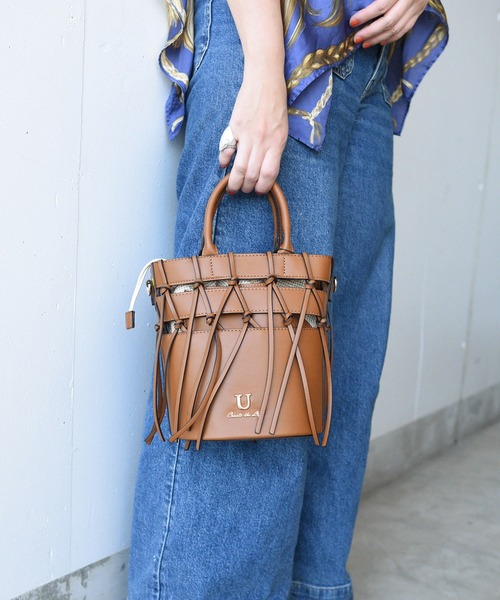 U（ユー）の「トレセ バスケットバッグ/ショルダー付き（ショルダーバッグ・レディース・レッド/ターコイズブルー/ブラック/アイボリー/ベージュ系その他/キャメル・FREE）」の8枚目の写真