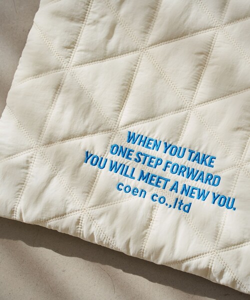 coen（コーエン）の「ロゴ刺繍 幾何柄 キルトトートバッグ（トートバッグ・レディース・オフホワイト/シルバー/ブラック/オレンジ/コバルトブルー/ネイビー/レッド/ロイヤルブルー/その他1/その他2/その他3/その他4/クリーム/ダークブラウン/ライトピンク・FREE）」の17枚目の写真