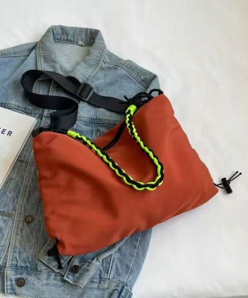 Port(ポート)の「【 Port / ポート 】 2way ドローコード ショルダーバッグ(ショルダーバッグ・レディース・オレンジ/アイボリー/カーキ/ブラック・FREE)」の21枚目の写真