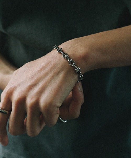 WYM LIDNM(ウィム バイ リドム)の「SLEEK ANCHOR BRACELET(ブレスレット・メンズ・ゴールド/シルバー・FREE)」の13枚目の写真