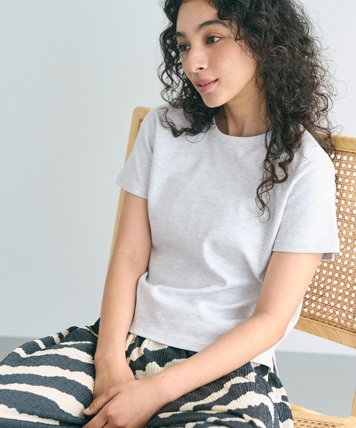 coca(coca)(コカ)の「コットンスムースコンパクトTシャツ(Tシャツ/カットソー・レディース・アイボリー/ホワイト/ライトグレー/チャコール・S/M/L)」の17枚目の写真