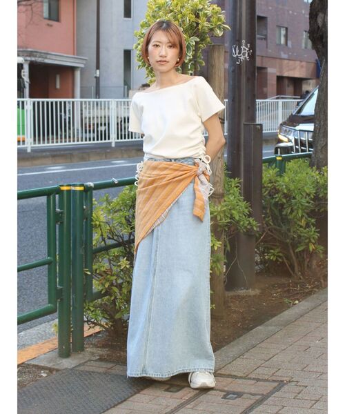 Ungrid(アングリッド)の「サイドギャザーボートネックTee(Tシャツ/カットソー・レディース・アイボリー/ブラック/レッド・FREE)」の14枚目の写真
