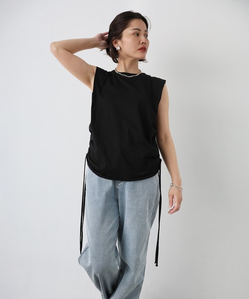 Floran（フローラン）の「サイドドロストシャーリングトップス（Tシャツ/カットソー・レディース・ブラック/オフホワイト・MEDIUM）」の21枚目の写真