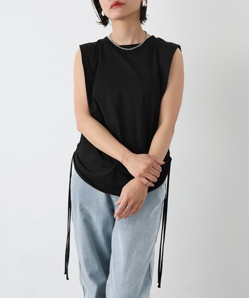 Floran（フローラン）の「サイドドロストシャーリングトップス（Tシャツ/カットソー・レディース・ブラック/オフホワイト・MEDIUM）」の12枚目の写真