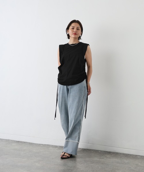 Floran（フローラン）の「サイドドロストシャーリングトップス（Tシャツ/カットソー・レディース・ブラック/オフホワイト・MEDIUM）」の20枚目の写真