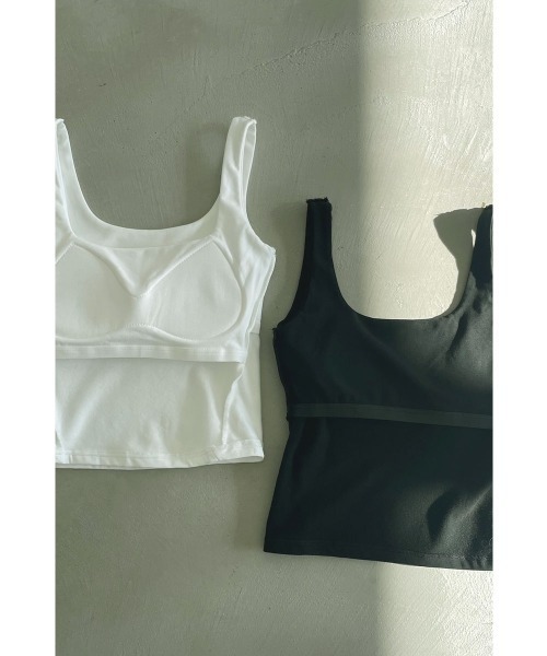 marjour(マージュール)の「CUP IN SQUARE TANKTOP(タンクトップ・レディース・ブラック/オフホワイト・M)」の11枚目の写真