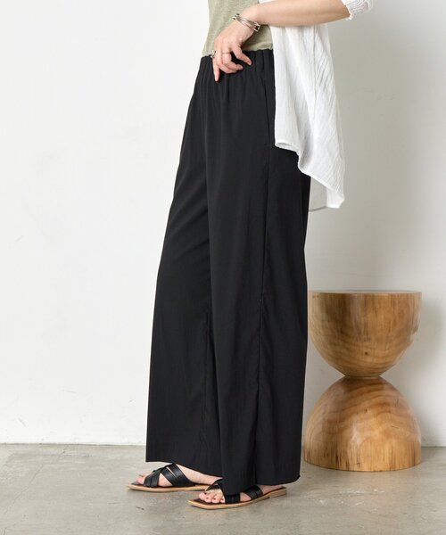 Jena espace merveilleux(ジェナ エスパスメルヴェイユ)の「【オンオフ兼用/らくちんきれい見え】トロミキャタピラーパンツ(その他パンツ・レディース・グレー/ブラック/カーキ・FREE)」の10枚目の写真