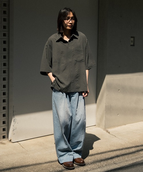 Nanmo.(ナンモ)の「シアサッカーショートスリーブシャツ(シャツ/ブラウス・メンズ・チャコールグレー/グリーン・LARGE/MEDIUM)」の16枚目の写真