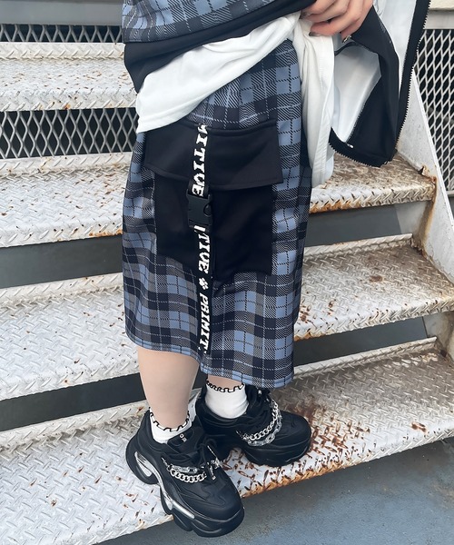 DARRDY（ダーディー）の「【DARRDY/ダーディー】チェック柄ジャージハーフパンツ/セットアップ対応（その他パンツ・レディース・ブラック/サックスブルー・ONESIZE）」の3枚目の写真